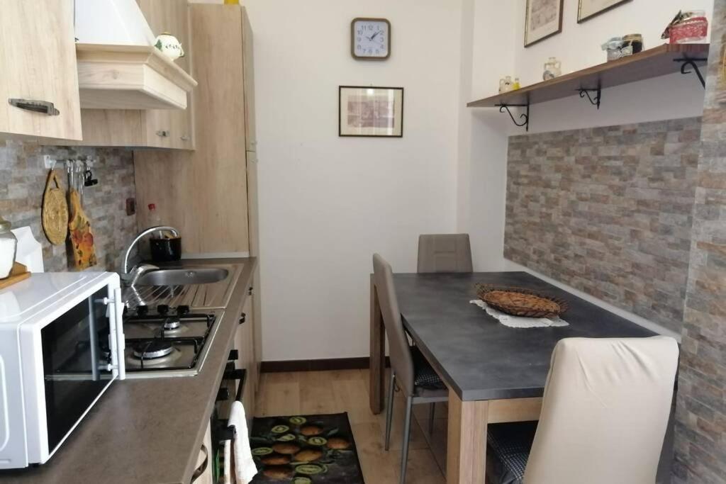 Casa Santagostino Apartment Taranto Luaran gambar